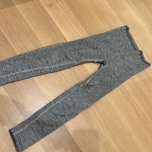 LNDR workout pants size XS/S grey Heather